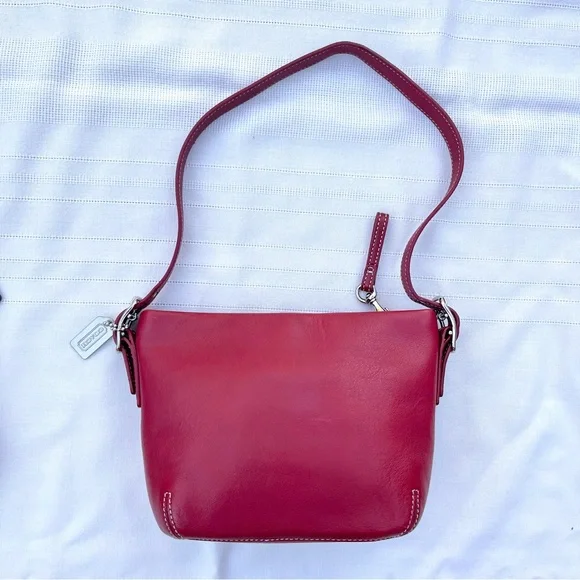Vintage Mini Coach Demi Legacy Duffle bag Red Leather - Picture 3 of 13
